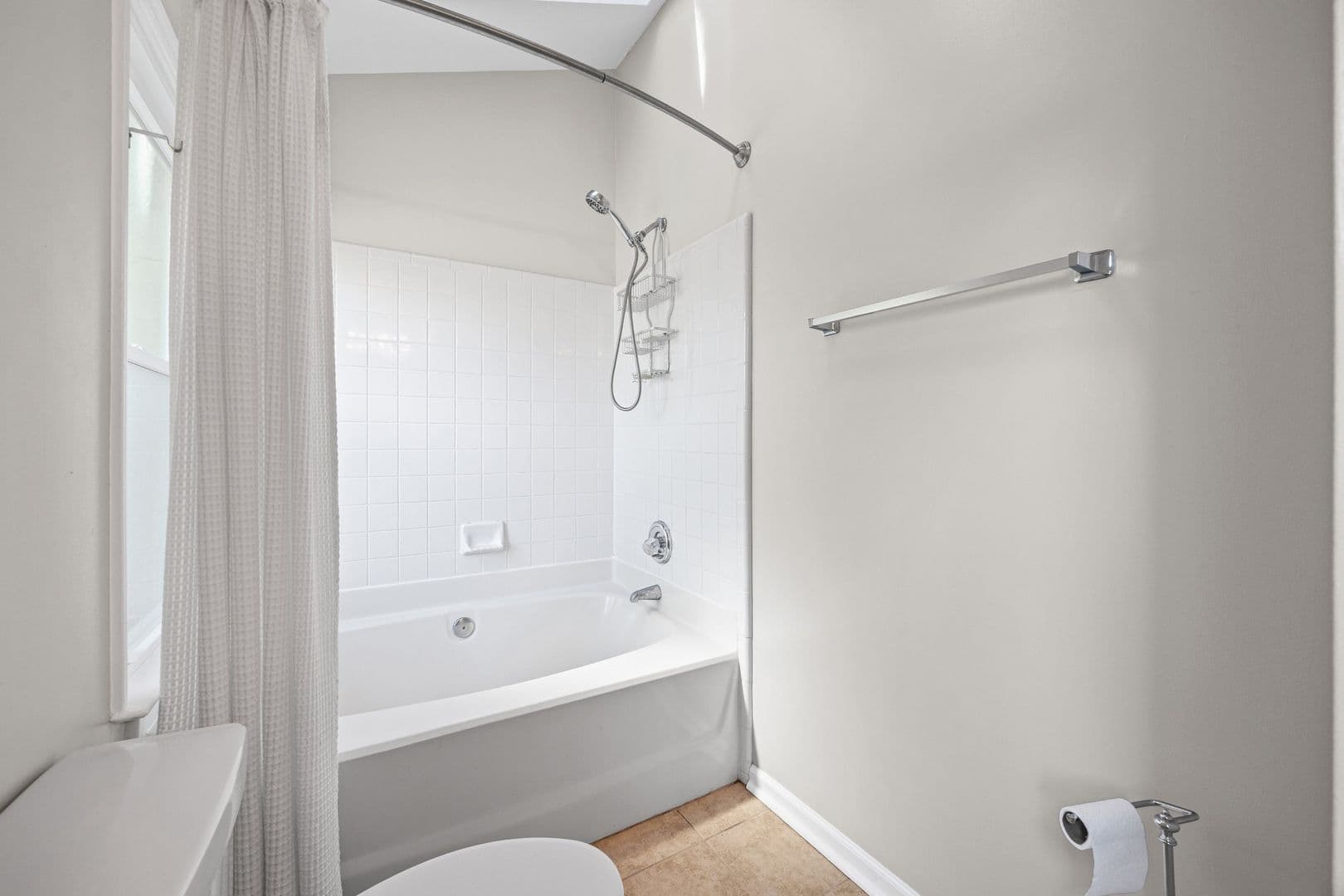 Charlote House: 612 Grays Creek
