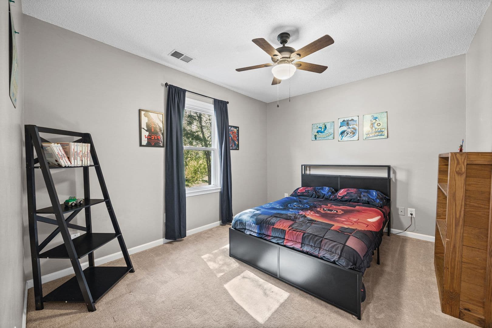 Charlote House: 612 Grays Creek