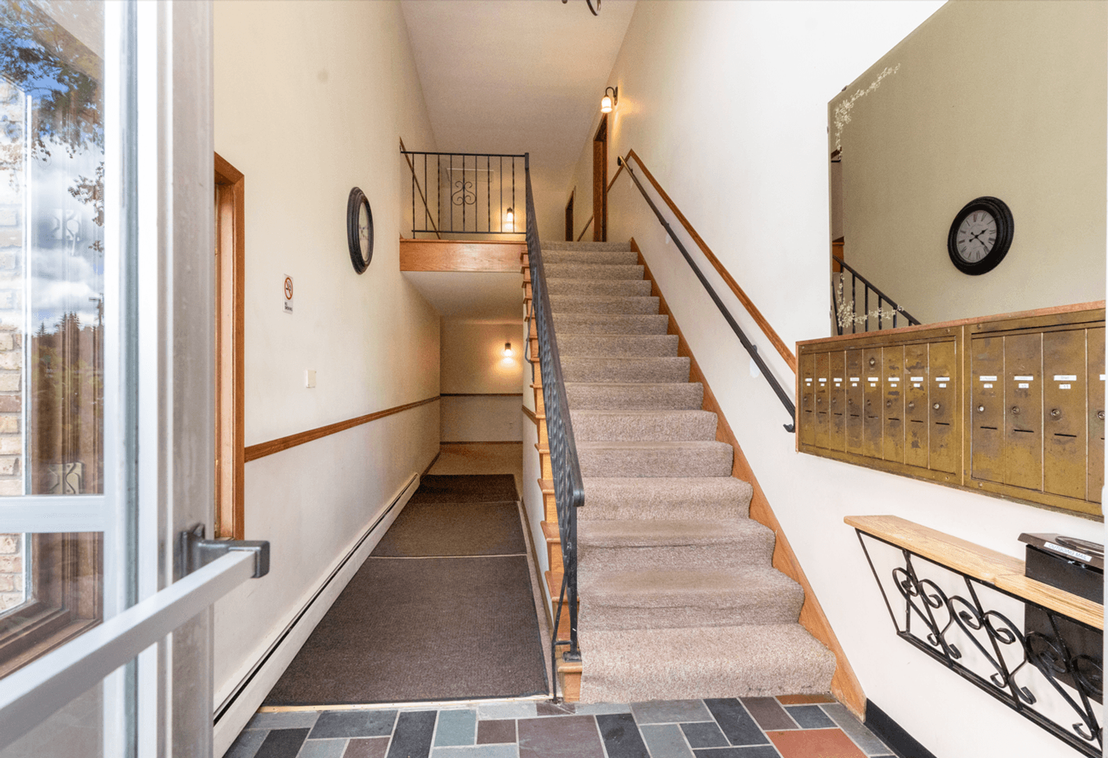 Bloomington Apartment: 10108 Penn Ave S