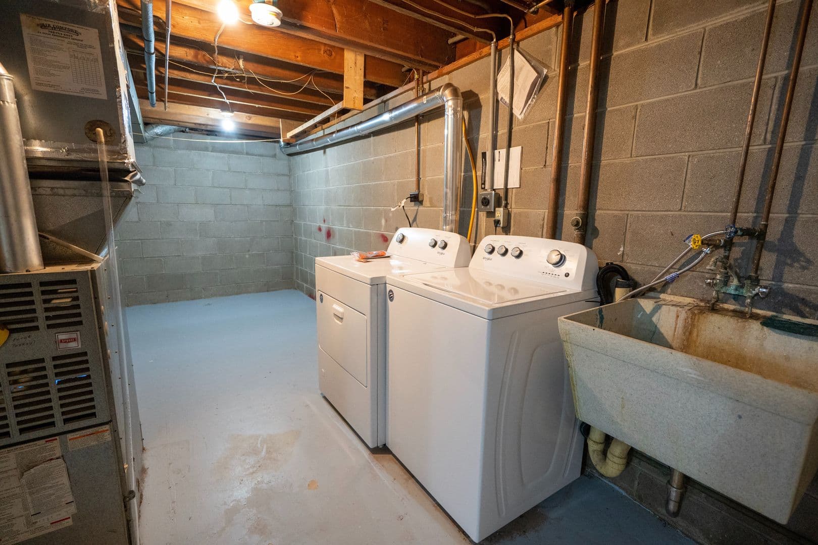 Coon Rapids Townhome: Crooked Lake Blvd