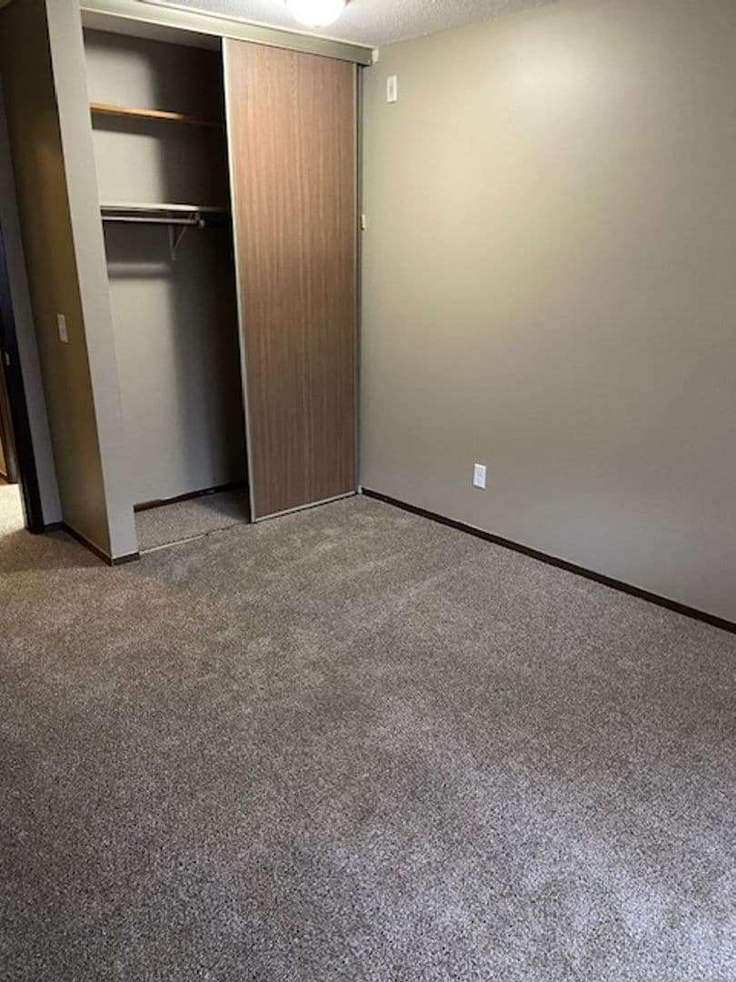 Fridley Apartment: 1200 72nd Avenue #109