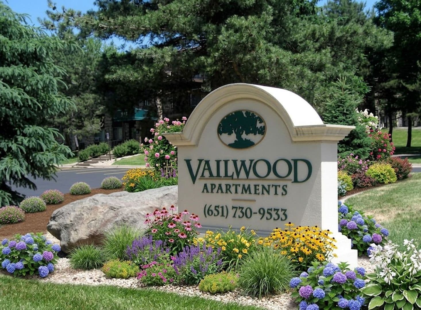 St. Paul Apartment: 1935 Wilson Ave