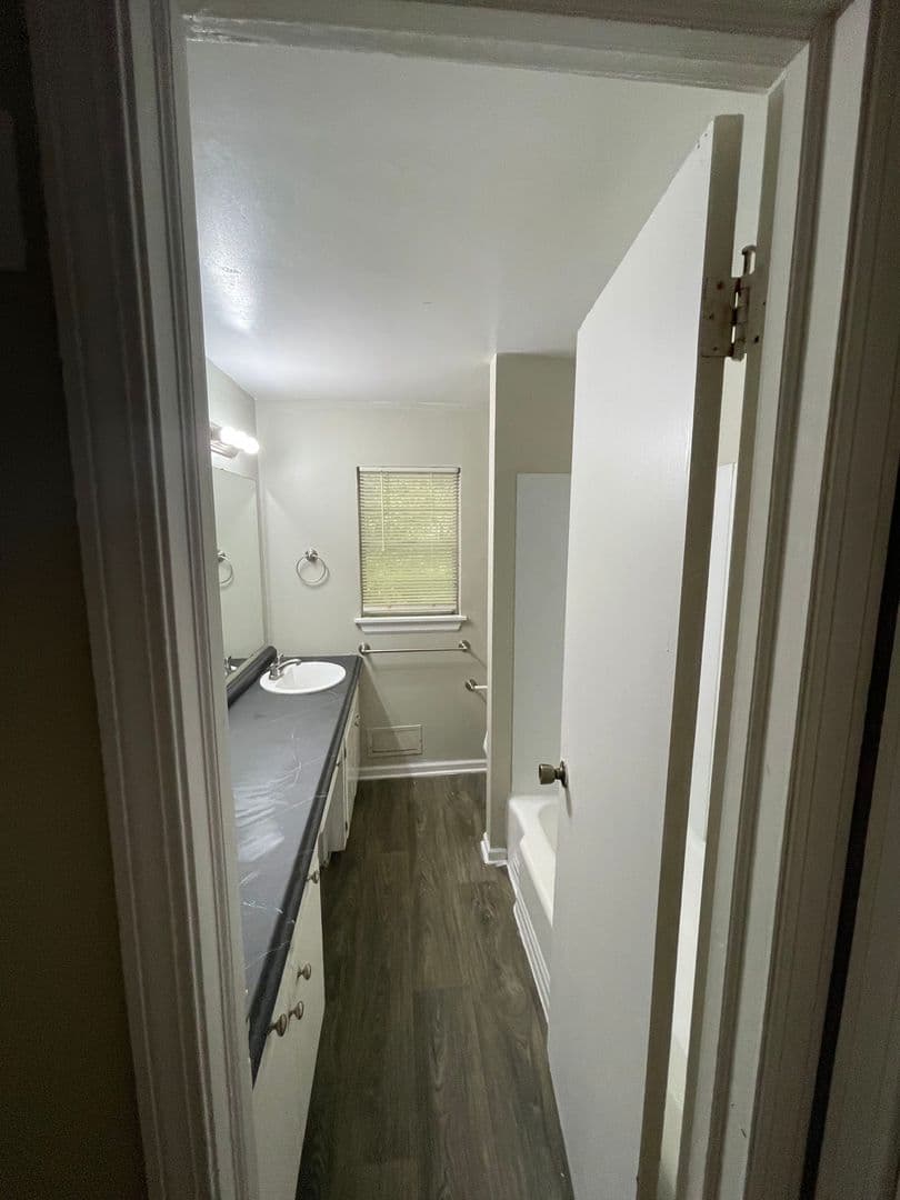 Kansas City Townhome: 7344 Wayne Avenue