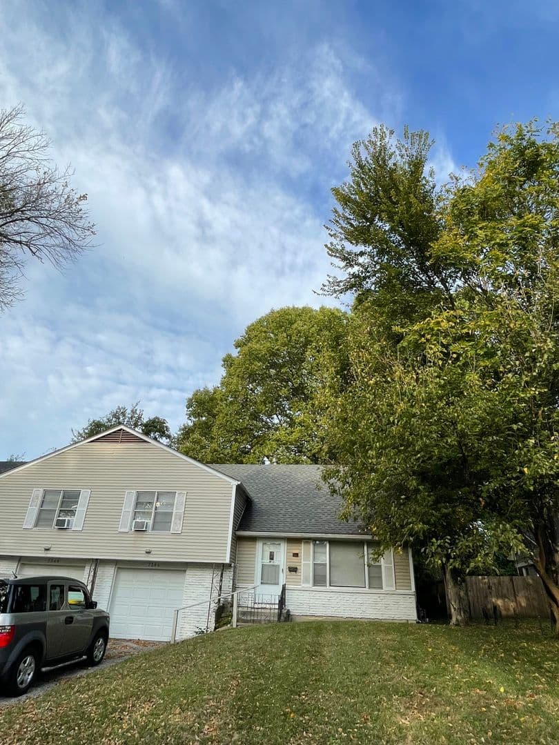 Kansas City Townhome: 7344 Wayne Avenue
