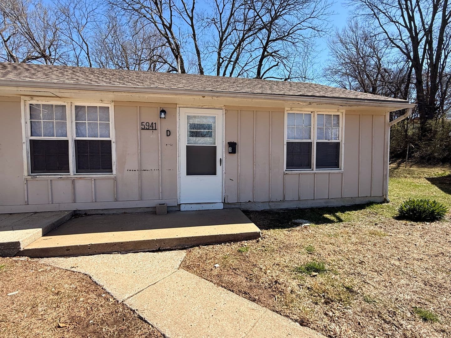 Raytown Apartment: 5941 Raytown Road