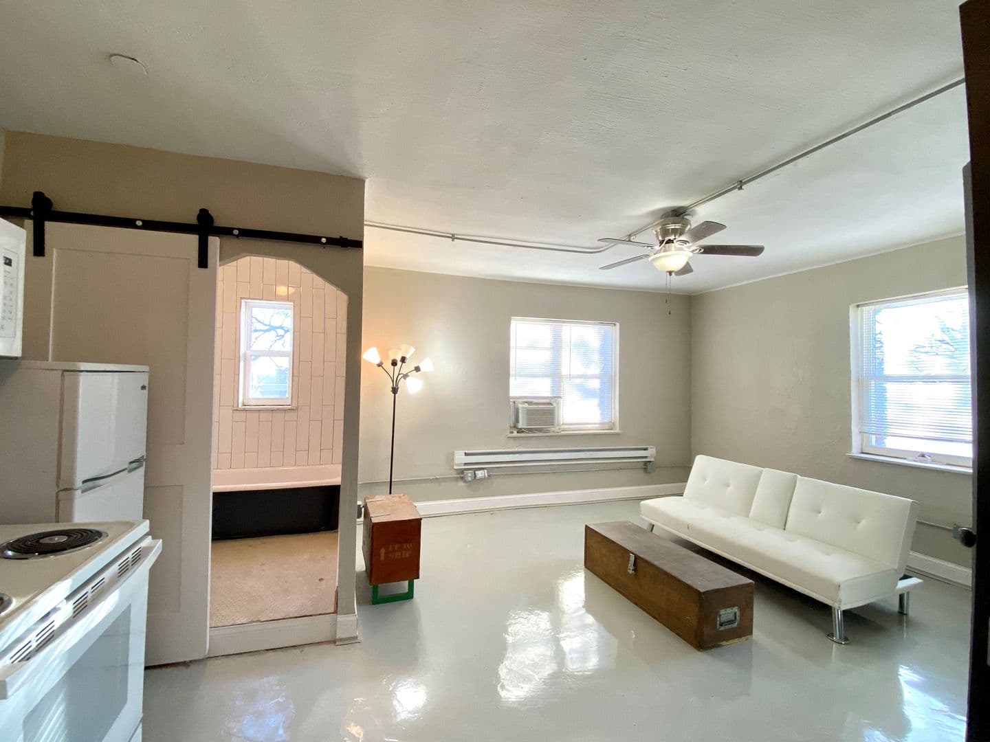 Kansas City Apartment: 3136 Grand Ave