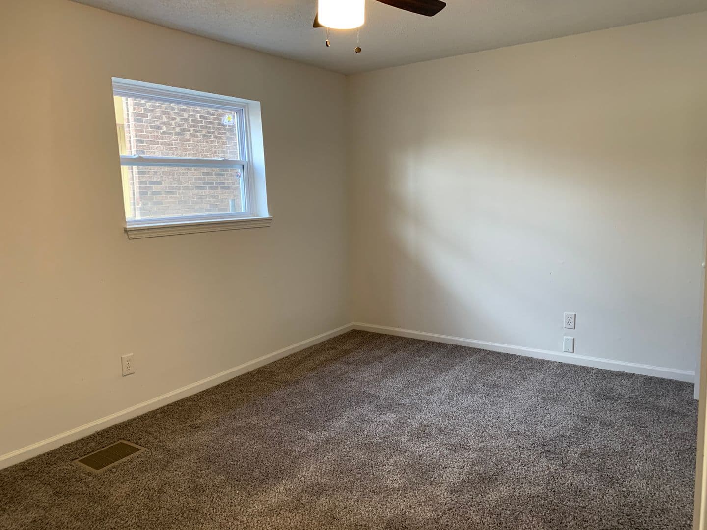 Kansas City Apartment: 1734 Missouri Ave