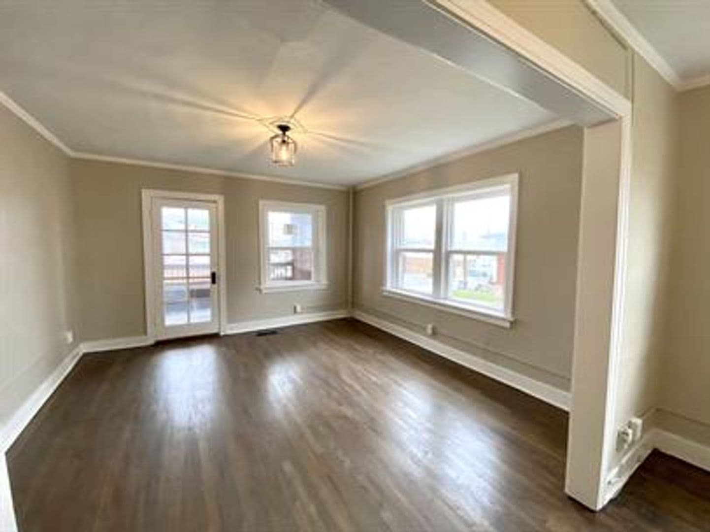 Kansas City Apartment: 3814-3816 Washington Street