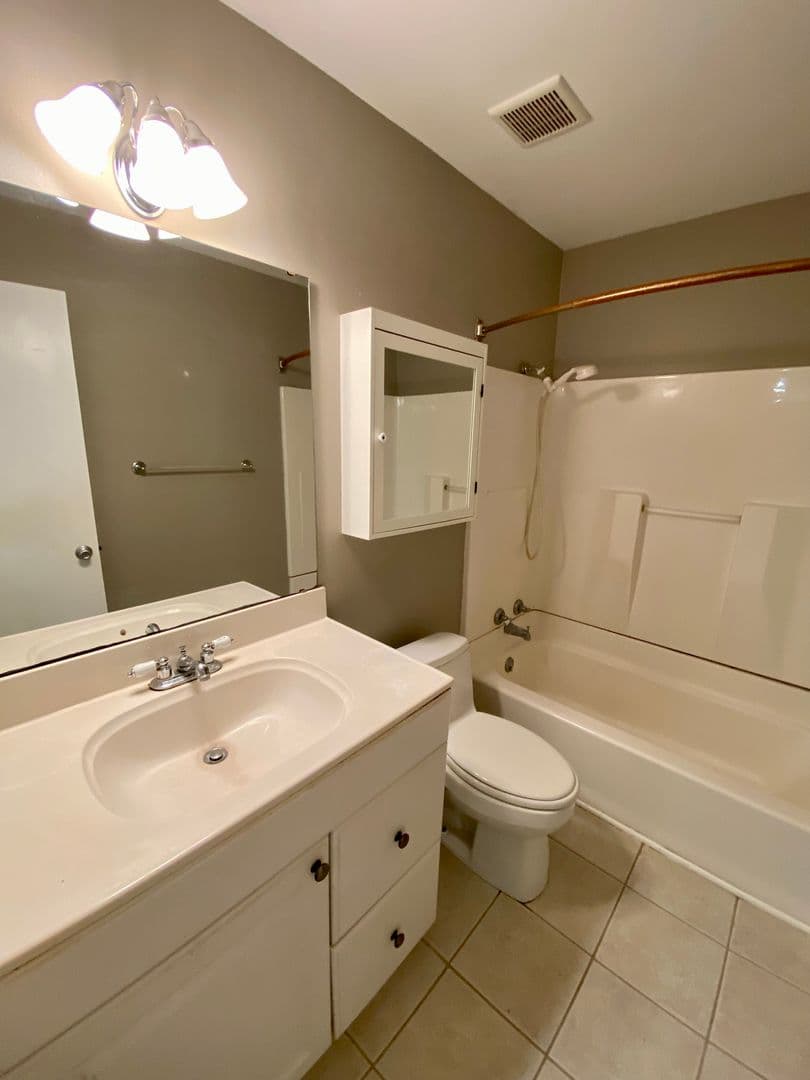 Mission House: 6034 Juniper Drive