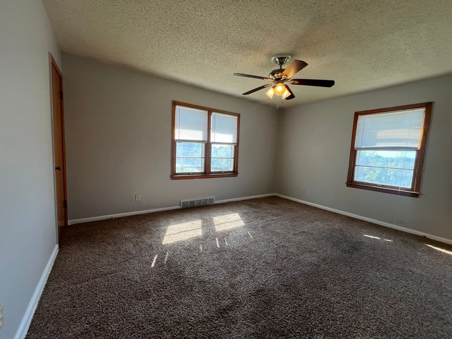 Kansas City House: 2800 East 61st Street