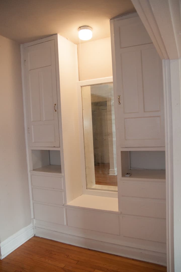 Saint Louis Apartment: 3954 South Grand Ave