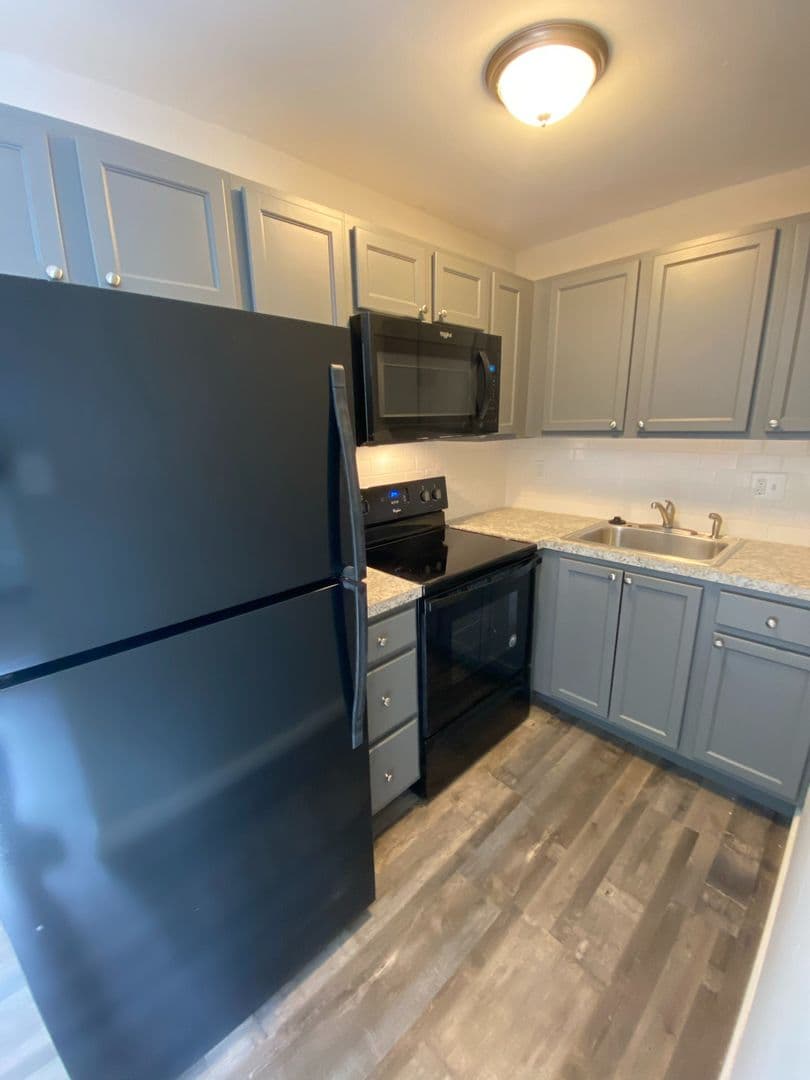 Saint Louis Apartment: 3443 Connecticut