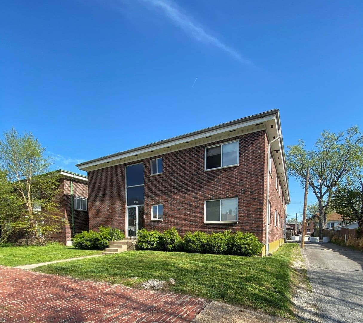 Saint Louis Apartment: 3443 Connecticut