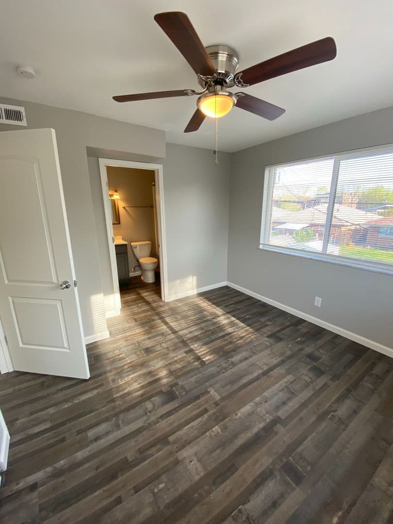 Saint Louis Apartment: 3443 Connecticut