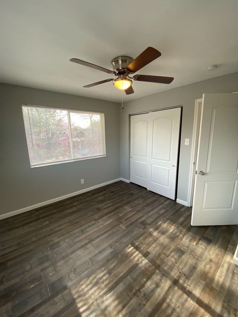 Saint Louis Apartment: 3443 Connecticut