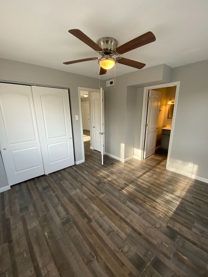 Saint Louis Apartment: 3443 Connecticut