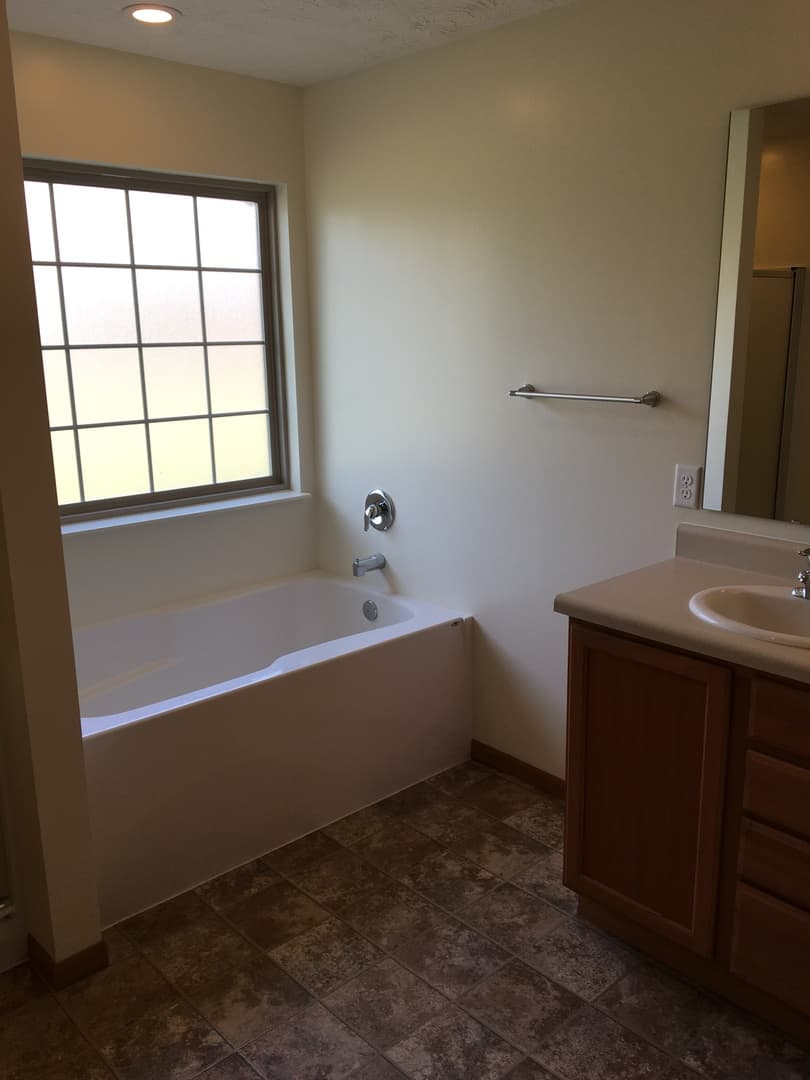 Troy Apartment: 2200/2202 Shamrock Lane