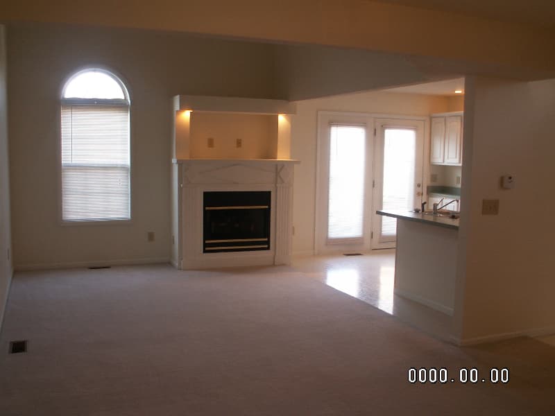 Troy Apartment: 981 Jasmine Lane
