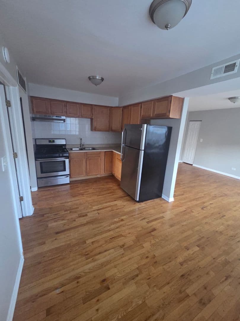 Chicago Apartment: 1840-54 S. Fairfield Ave