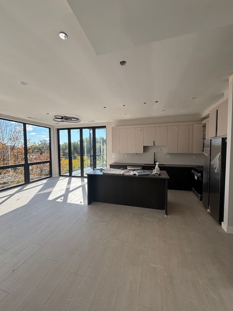 Chicago Apartment: 3001-03 W. Cermak Rd.