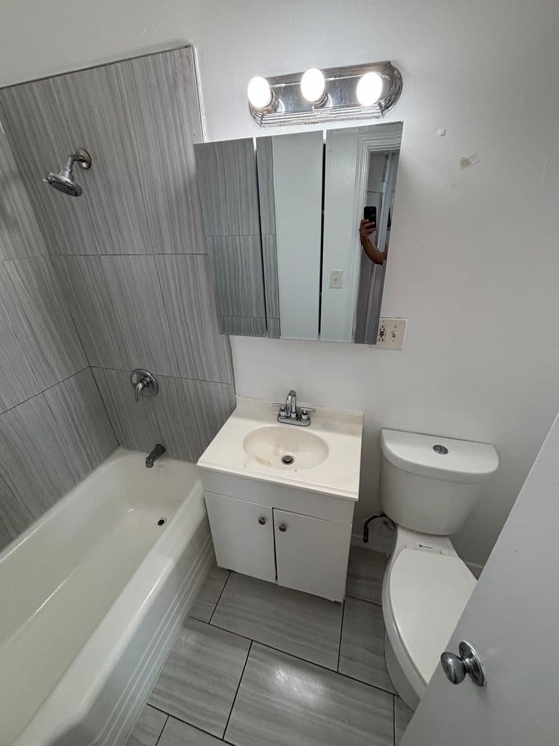 Chicago Apartment: 2143 S. Fairfield Ave