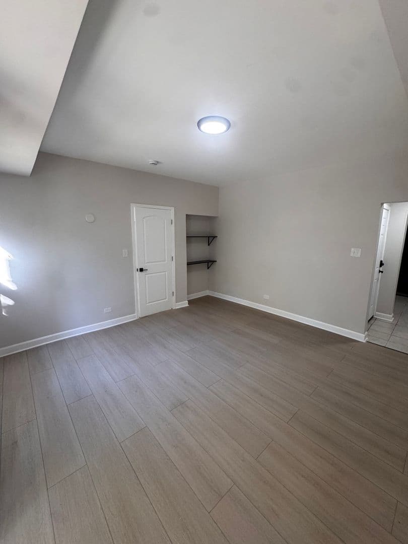 Chicago Apartment: 3100-08 W. Douglas Blvd & 1344 S. Albany Ave