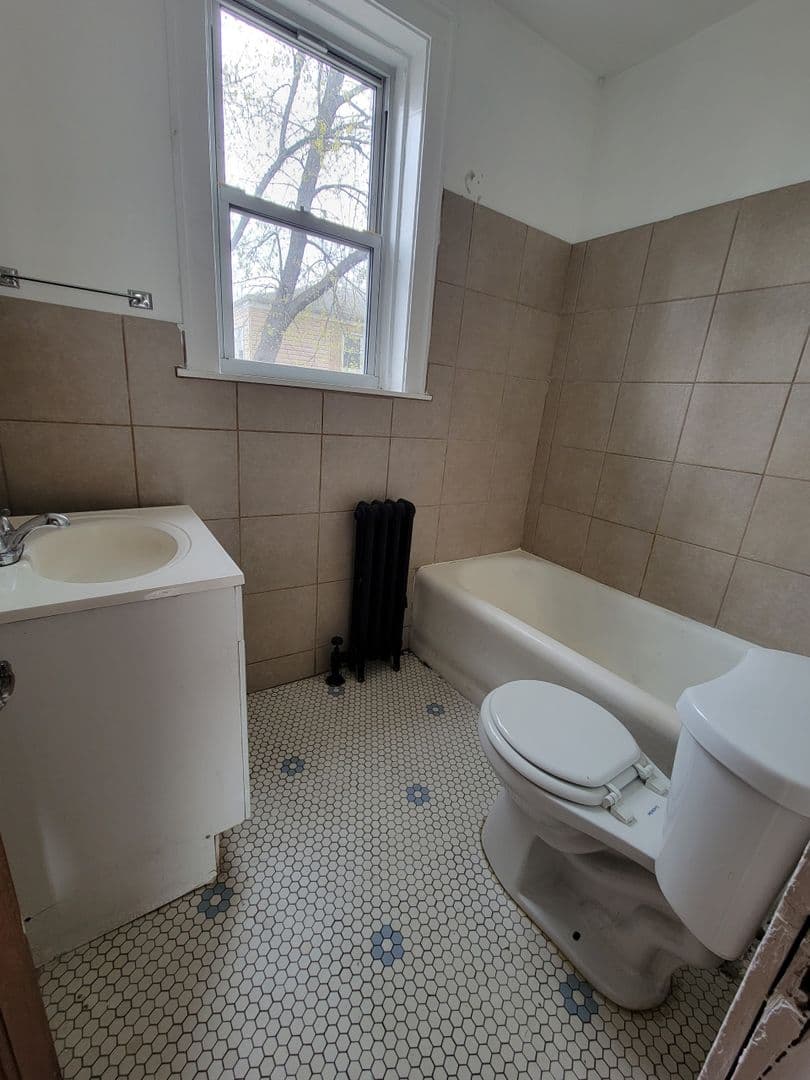 Chicago Apartment: 2900-04 N. Laramie Ave.