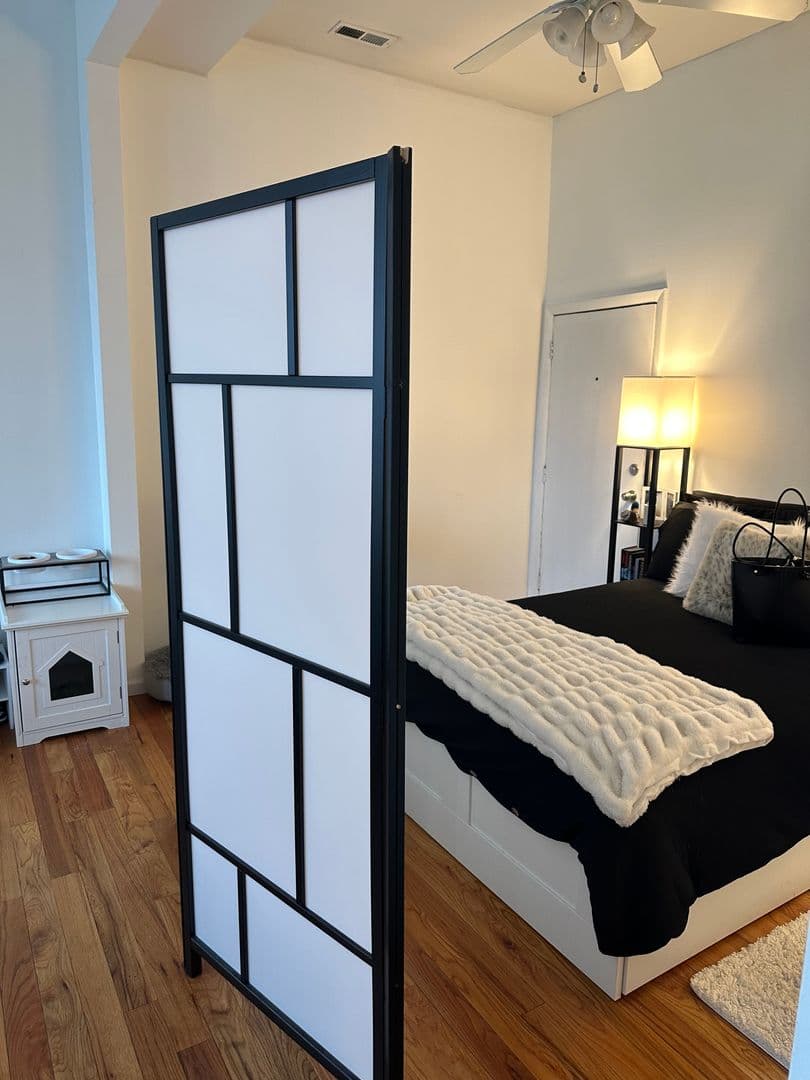 Chicago Apartment: 2101 S. Ashland Ave