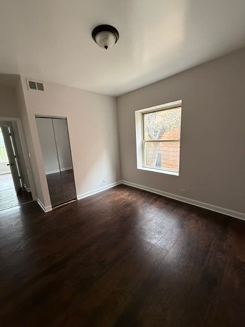 Chicago Apartment: 3001-09 W. 19th St