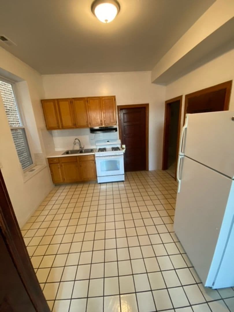 Chicago Apartment: 2230 S. Kedzie Ave