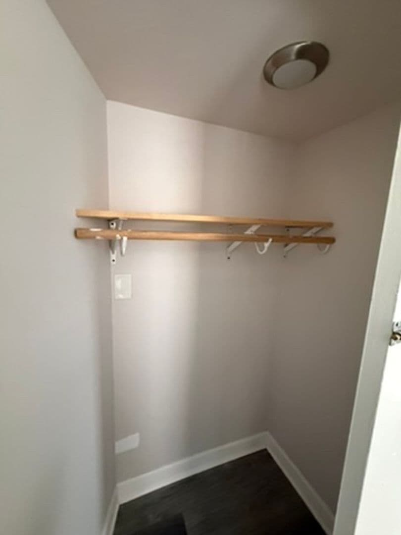 Chicago Apartment: 3004-3006 S. Archer Ave