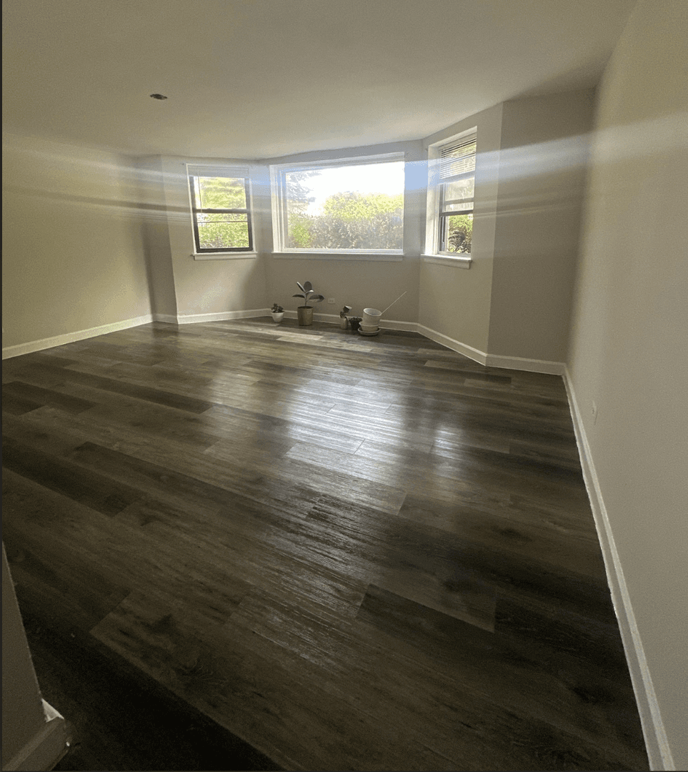 Chicago Apartment: 5718 N. Mozart St.