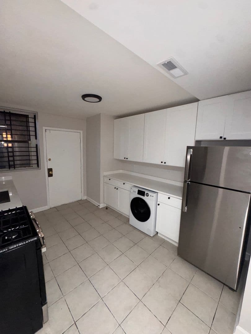 Chicago Apartment: 3100-08 W. Douglas Blvd & 1344 S. Albany Ave