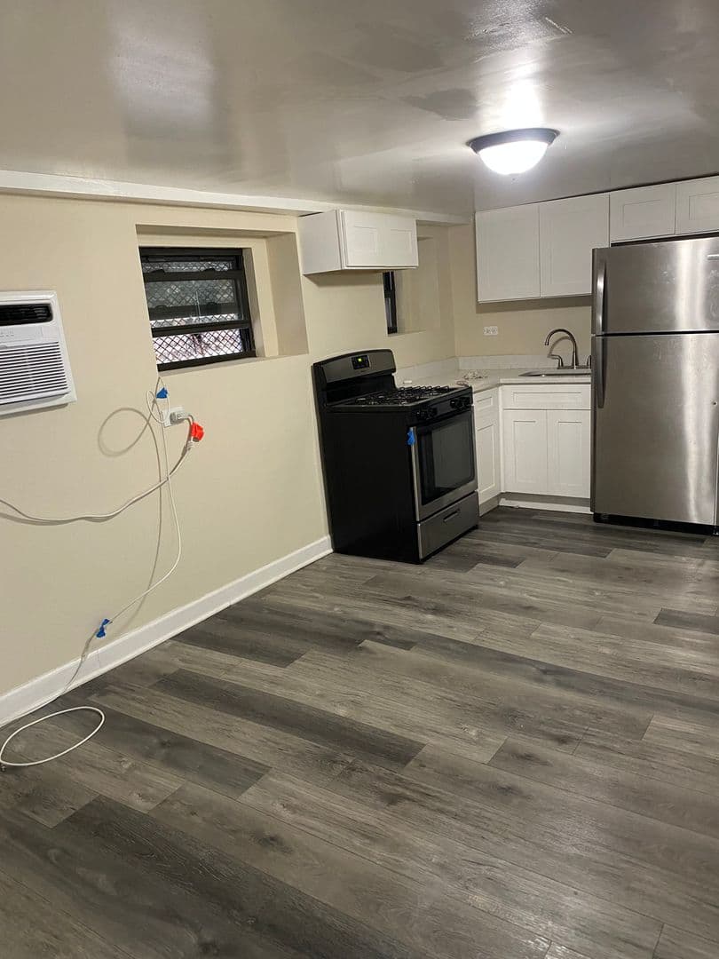 Chicago Apartment: 3245 W. 23rd St