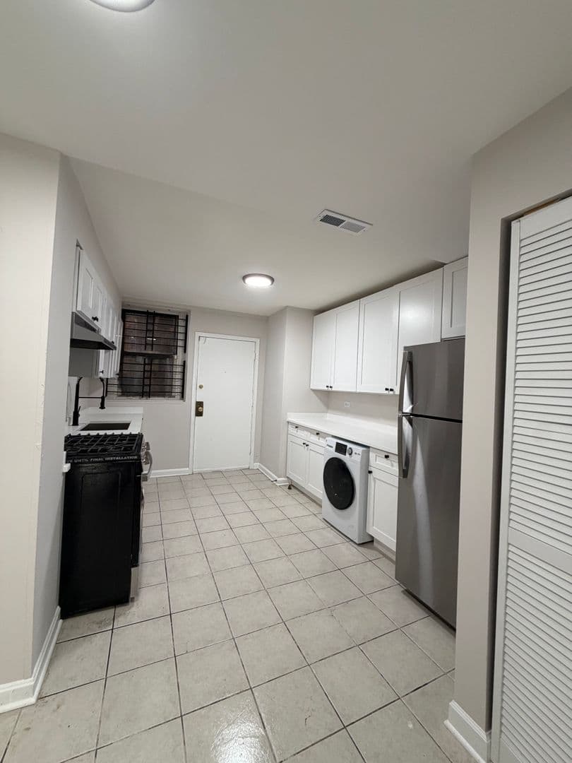 Chicago Apartment: 3100-08 W. Douglas Blvd & 1344 S. Albany Ave