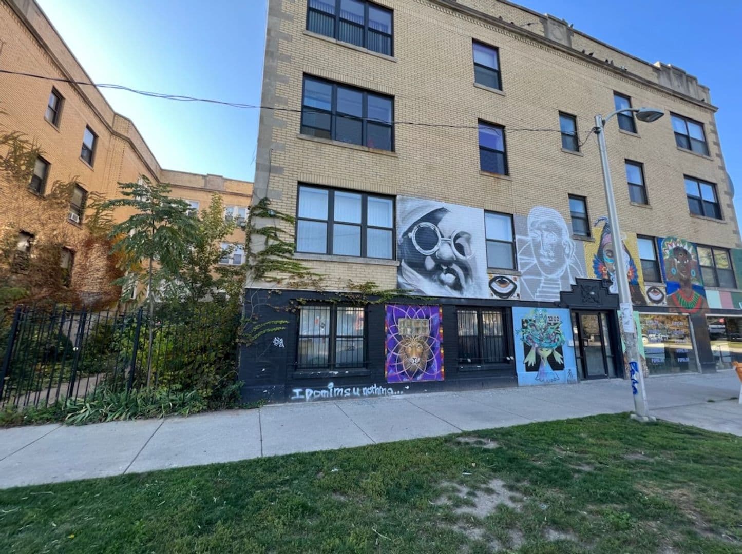 Chicago Apartment: 2200-2210 S. Marshall Blvd