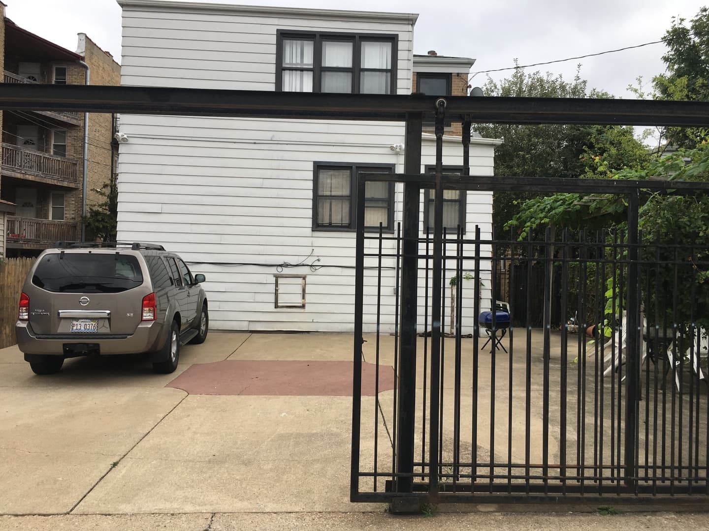 Chicago Apartment: 5718 N. Mozart St.