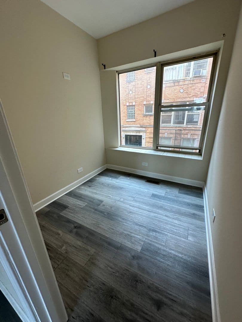 Chicago Apartment: 3001-09 W. 19th St