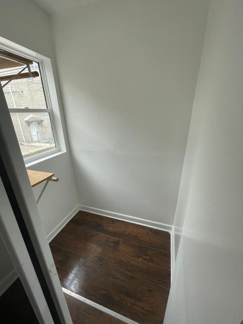 Chicago Apartment: 3245 W. 23rd St
