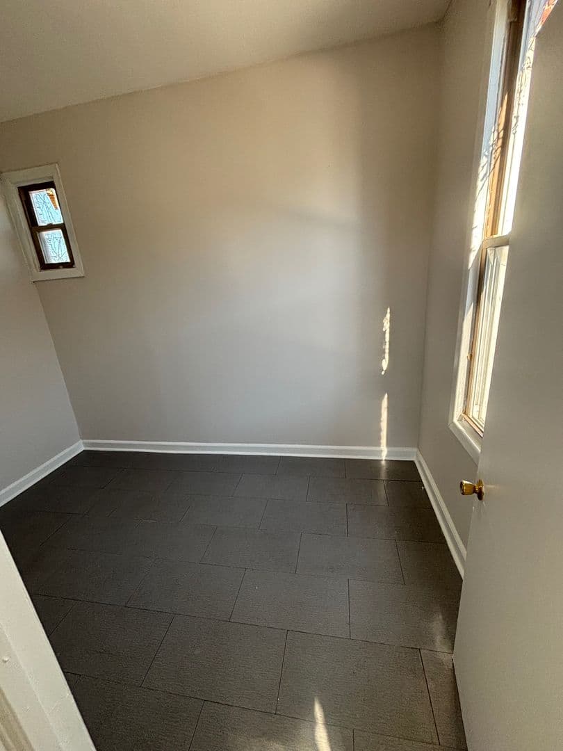 Chicago Apartment: 2143 S. Fairfield Ave