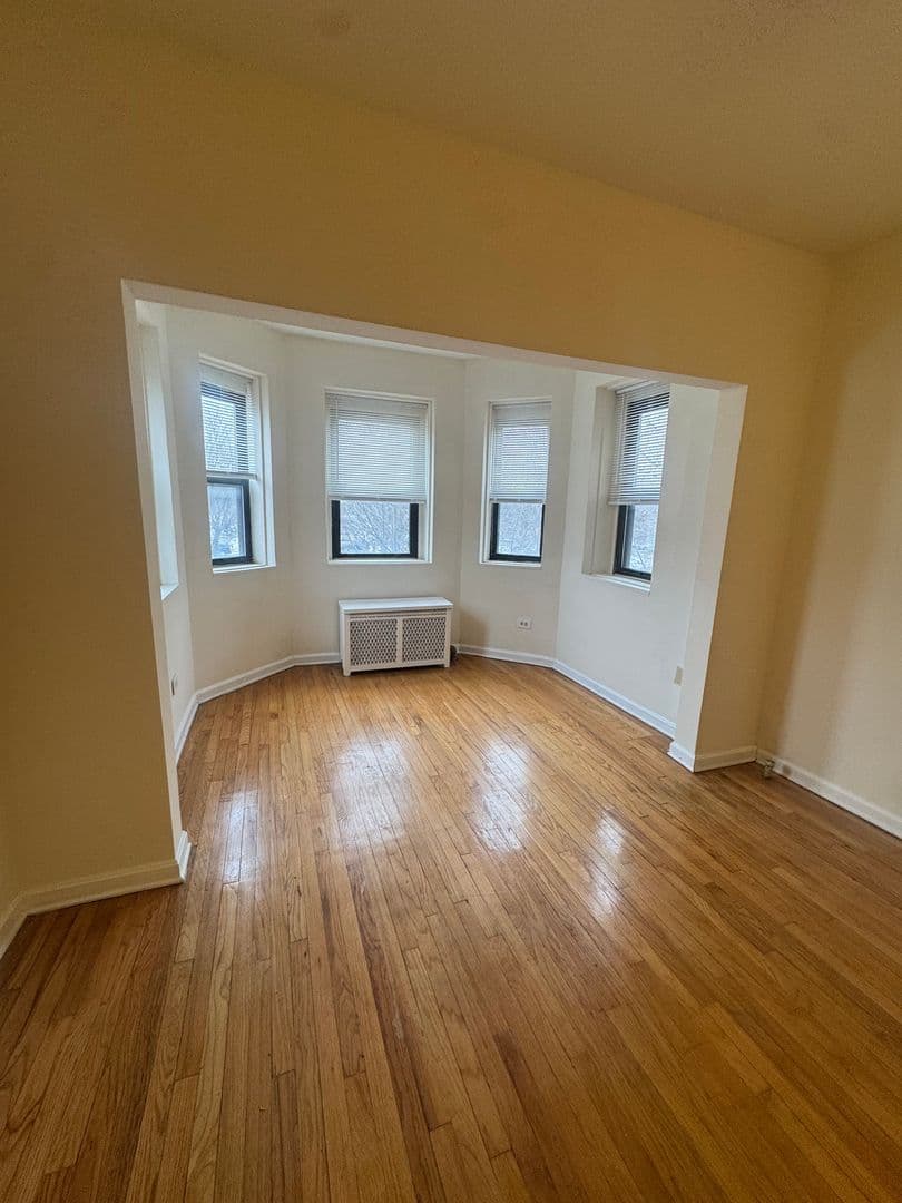 Chicago Apartment: 3100-08 W. Douglas Blvd & 1344 S. Albany Ave