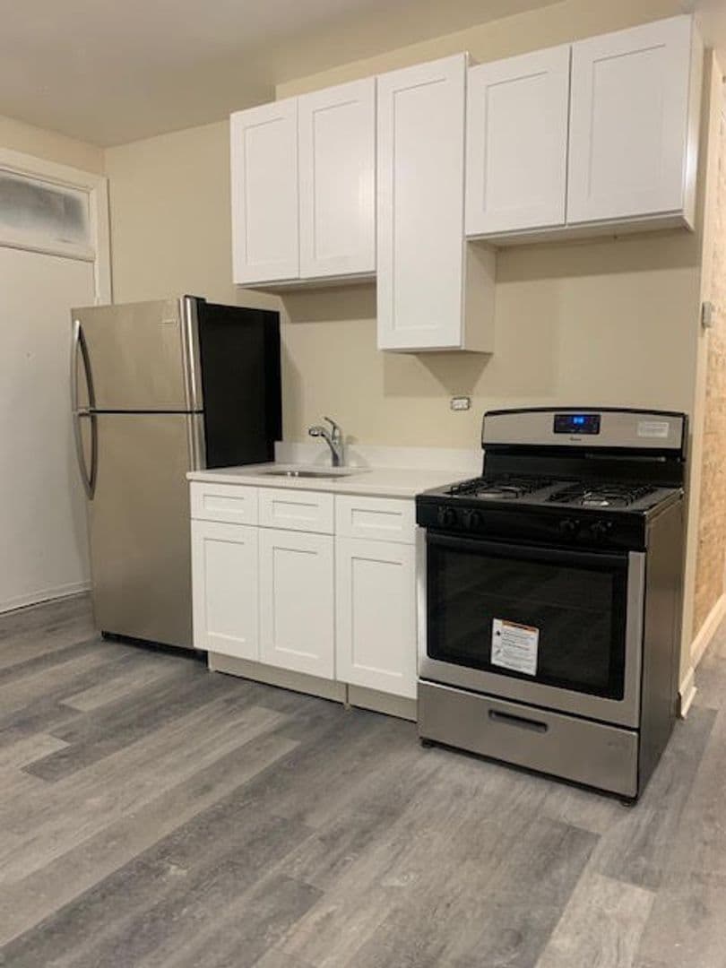 Chicago Apartment: 3001-09 W. 19th St