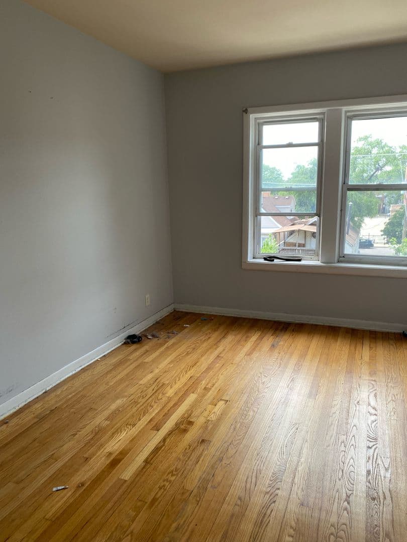 Chicago Apartment: 2917-21 W. 24th Blvd