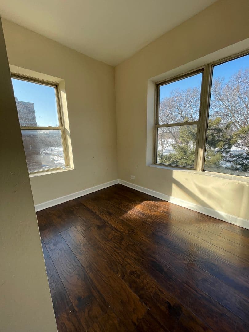 Chicago Apartment: 3001-09 W. 19th St