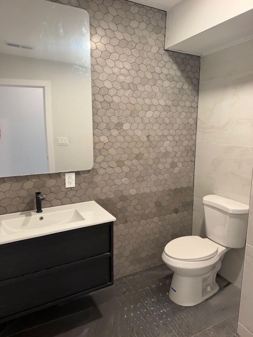 Chicago Apartment: 3001-03 W. Cermak Rd.