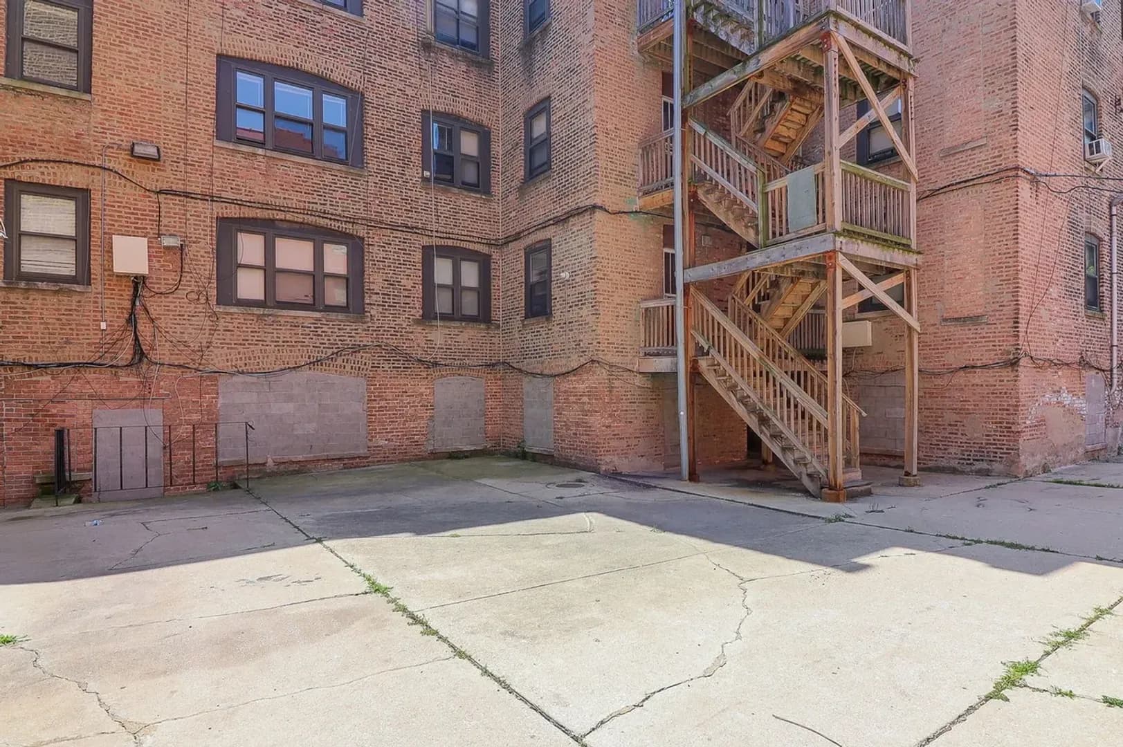 Chicago Apartment: 3100-08 W. Douglas Blvd & 1344 S. Albany Ave