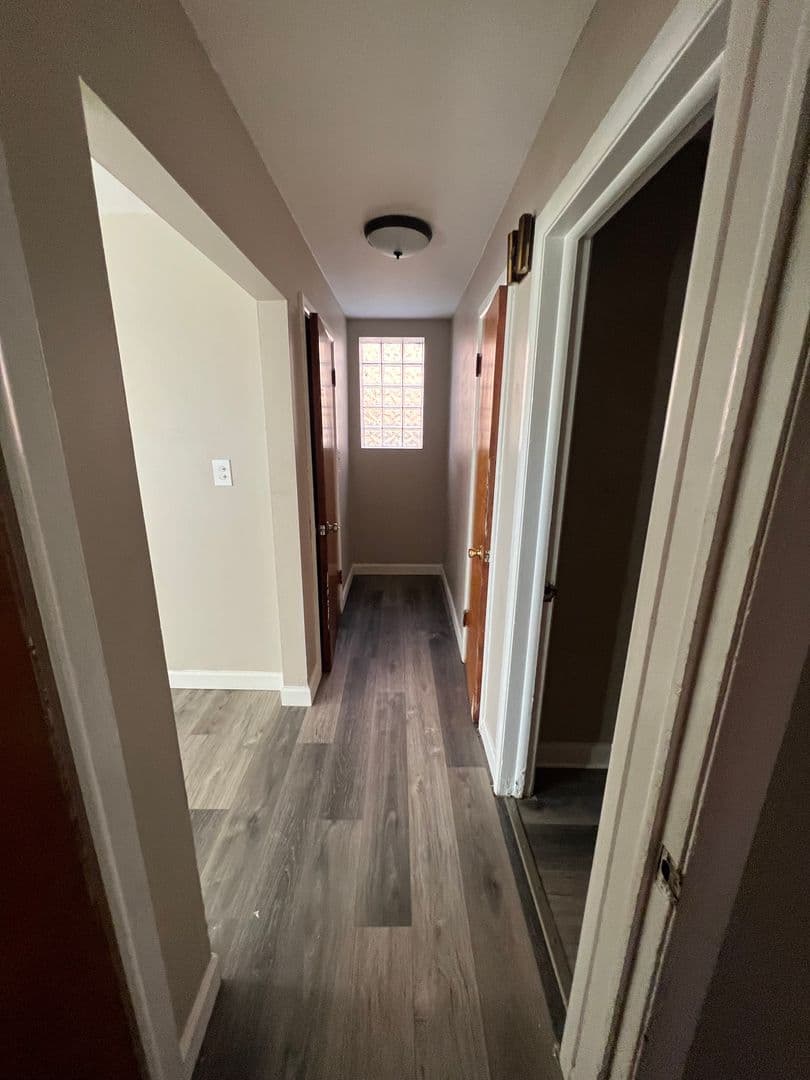 Chicago Apartment: 5718 N. Mozart St.