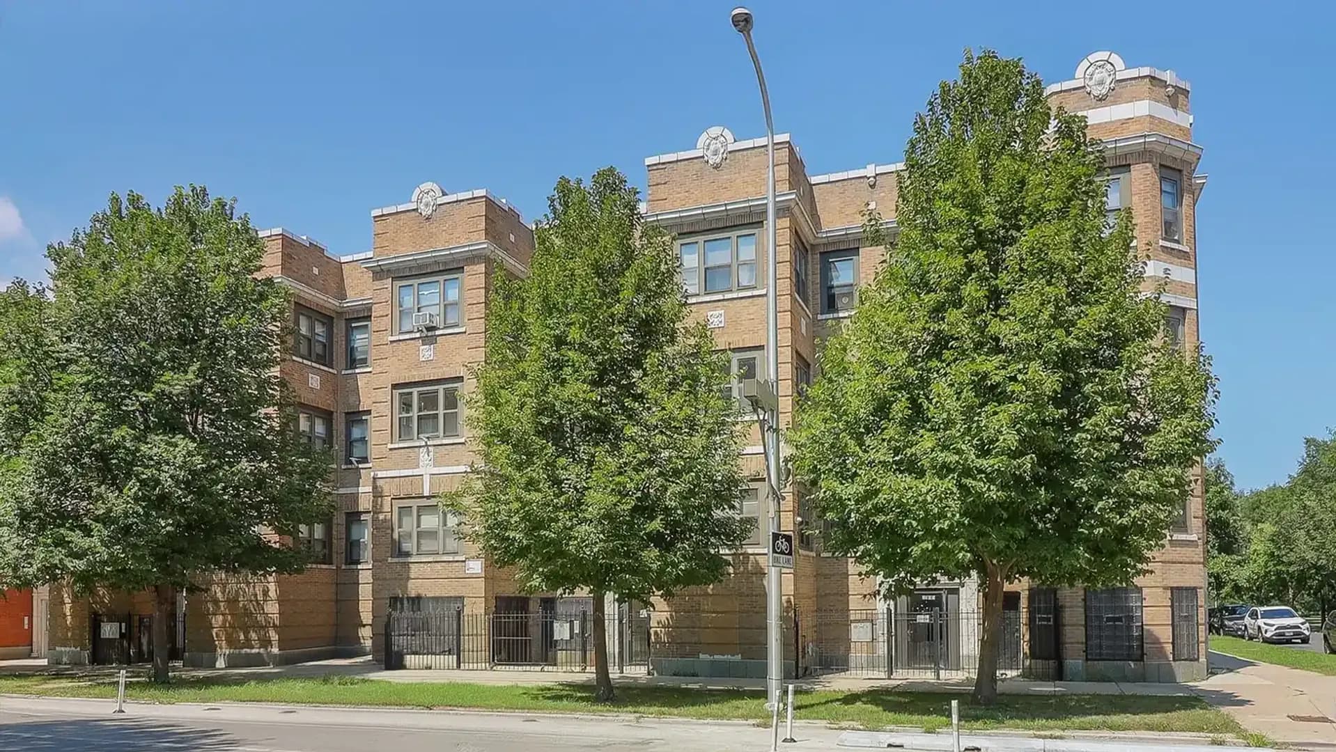 Chicago Apartment: 3100-08 W. Douglas Blvd & 1344 S. Albany Ave