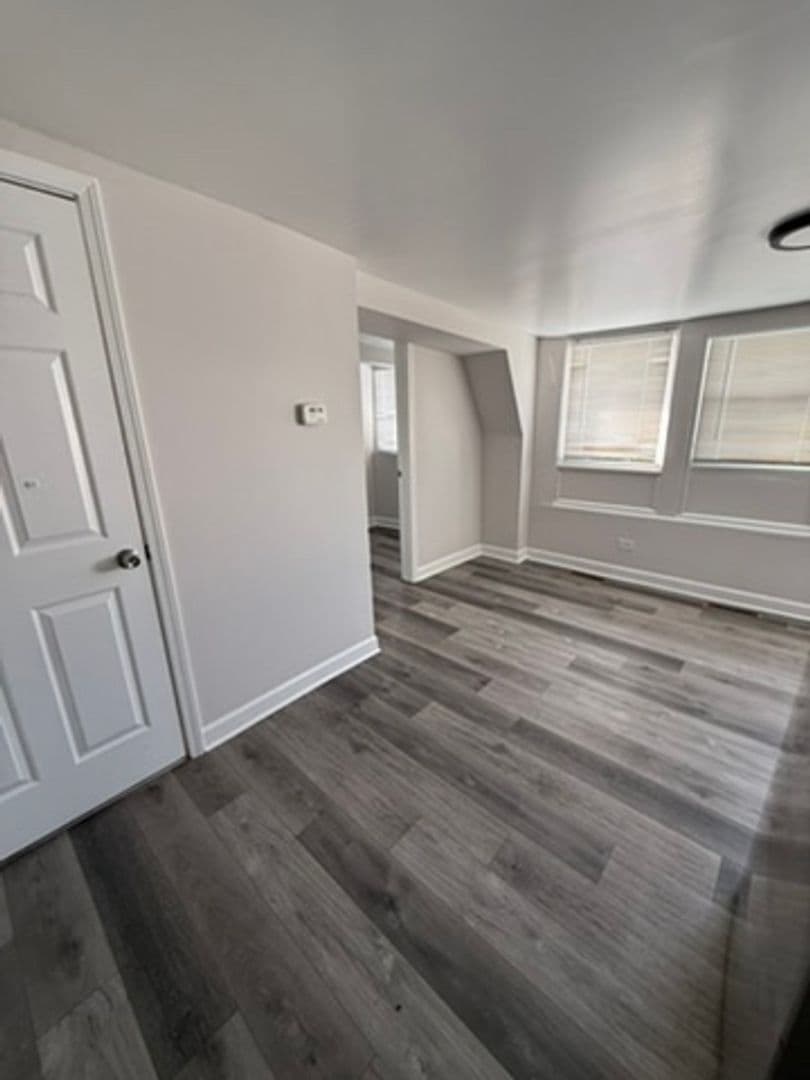 Chicago Apartment: 3004-3006 S. Archer Ave