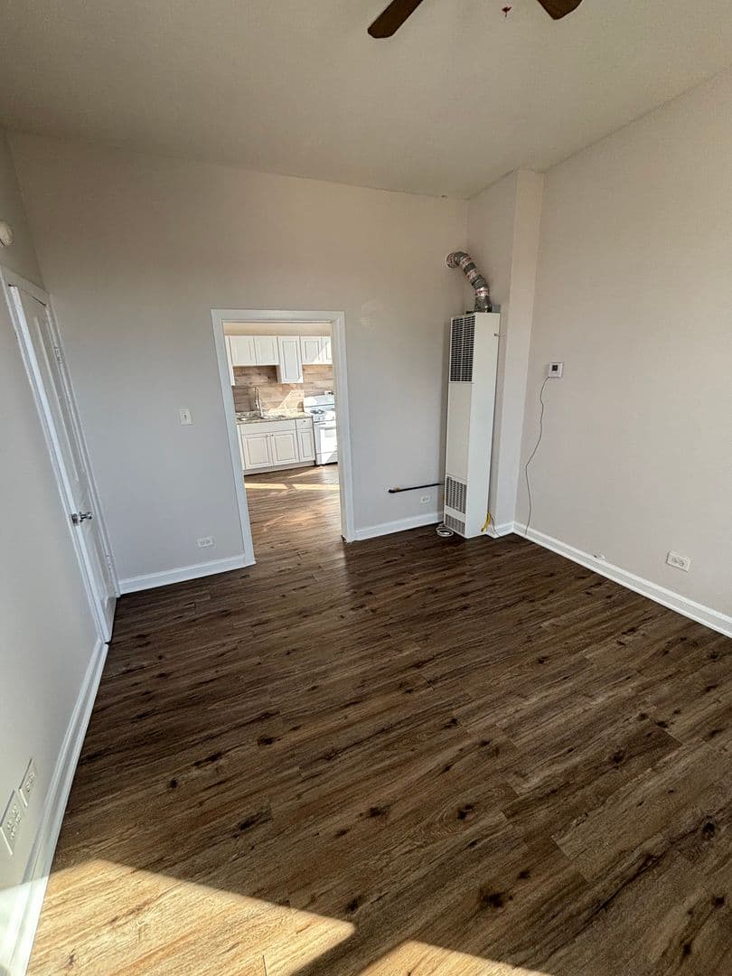Chicago Apartment: 2143 S. Fairfield Ave